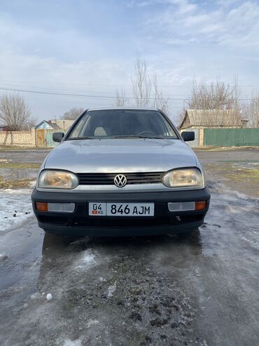 Volkswagen: Volkswagen Golf: 1992 г., 1.8 л, Механика, Бензин, Хэтчбэк