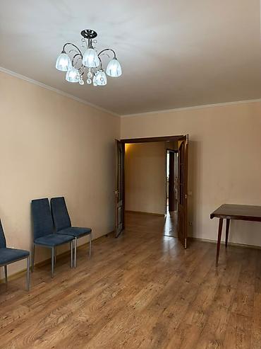 моссовете: 3 комнаты, 95 м², Золотой квадрат Индивидуалка, 3 этаж, Старый ремонт — 8
