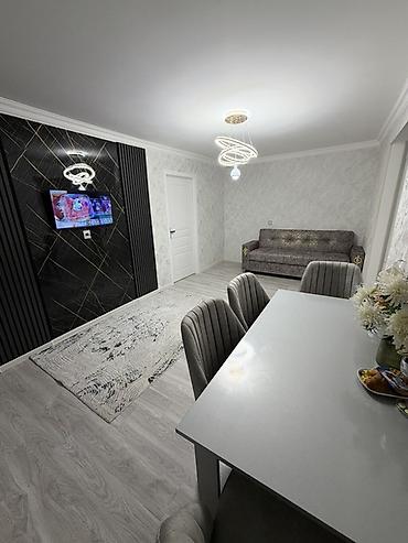 Qonaq otağı dəstləri: Mebel dəsti – qonaq otağı üçün Tərkibi: - 6 nəfərlik yemək masası — 2