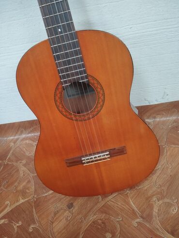 yamaha гитары: Гитара yamaha c40 в подарок чехол в хорошем состоянии Цена