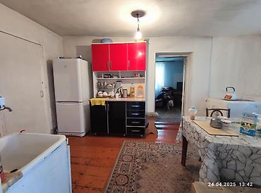 Продажа коттеджей и домов: Продаётся дом, в пос. Манас, рядом с трассой, участок 6,6с.(17*40м.) — 7