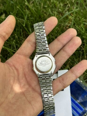 Свадебные платья и аксессуары: Наручные часы, Casio, цвет - Золотой