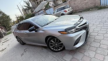 892 2: Toyota Camry: 2018 г., 2.5 л, Автомат, Бензин, Седан — 3