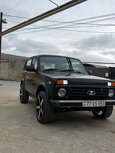 vaz buferi: VAZ (LADA) 4x4 Niva: 1.7 l | 2018 il 79000 km Ofrouder/SUV — 5