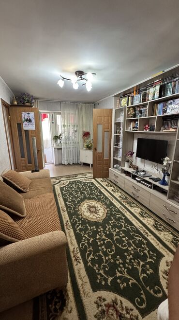 квартиры на час кок жар: 3 комнаты, 65 м², Хрущевка, 3 этаж, Евроремонт