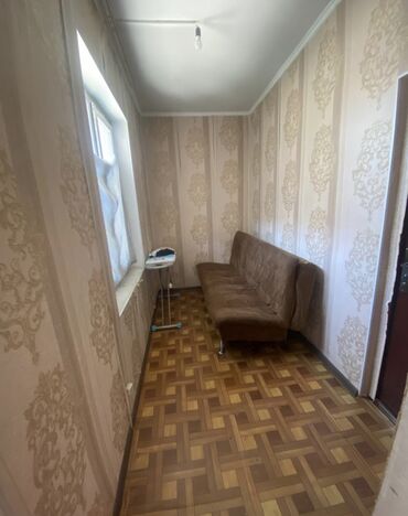 комната с подселением для парней: 1 комната, Собственник