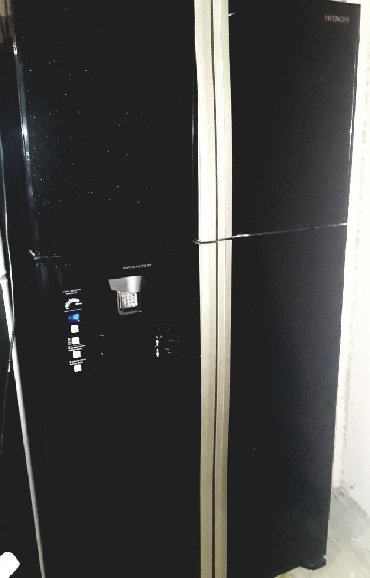 Техника для напитков: Б/у 4 двери Hitachi Холодильник Продажа, цвет - Черный