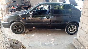 e53 amg: Volkswagen Vento: 1994 г., 1.8 л, Механика, Бензин, Седан — 3
