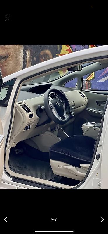 tayota progres: Toyota Prius V: 2013 г., 1.8 л, Вариатор, Гибрид, Универсал — 6