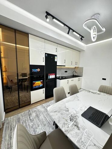 элитные квартиры продаж: 2 комнаты, 80 м², Элитка, 3 этаж, Дизайнерский ремонт