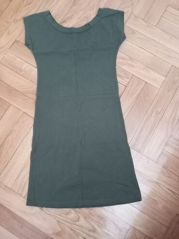 sljokicasta haljina: S (EU 36), bоја - Maslinasto zelena, Oversize, Kratkih rukava