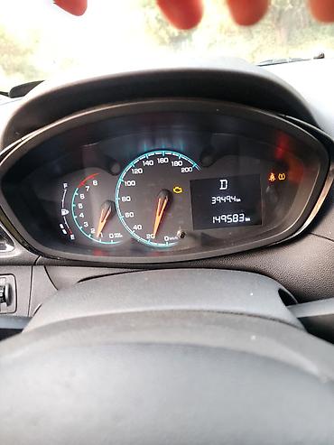 mersedes e320: Chevrolet Spark: 2016 г., 0.1 л, Автомат, Бензин, Хэтчбэк — 8
