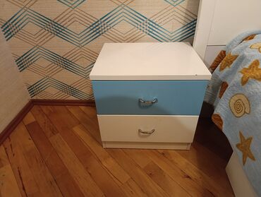 Uşaq və gənc otağı üçün dəstlər: Oğlan və qız üçün, Təknəfərlik çarpayı, Yazı masası — 5