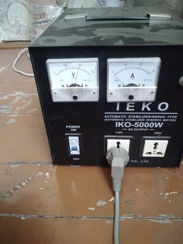 Стабилизаторы напряжения: IEKO avtomatik stabilizator/servo tipli, IKO-5000W modeli. Cərəyanın