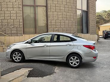 hyundai accent 2016: Salam 167000 km probeq orjinal problemsiz maşın qiymət 15400 AZN — 8