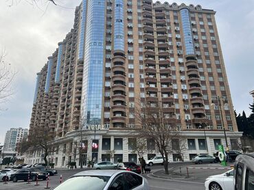 binede ev: Koroğlu Rəhimov küçəsi, Baku Voice-un binası, yeni tikili 20 mərtəbəli
