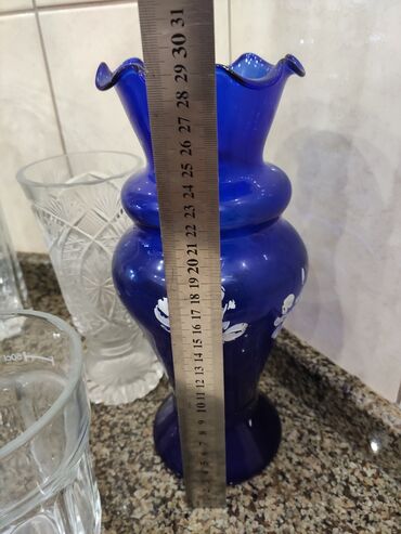 Цветы и букеты: Вазы для цветов. высота разная, есть хрусталь, а есть богемское — 9