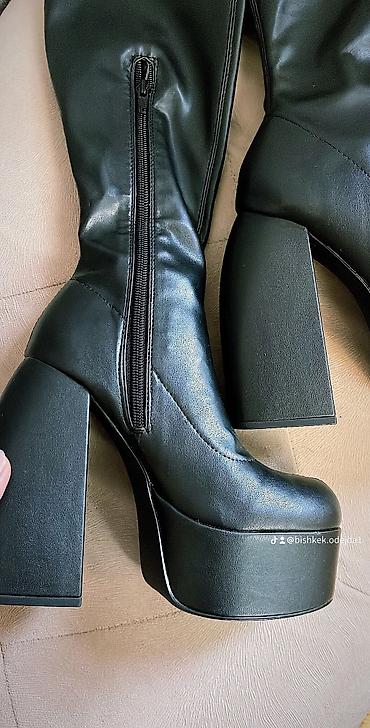 Сапоги: Сапоги
Деми 
37-38
3500 — 2