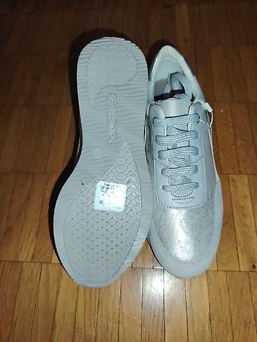 kappa m: Geox Respira ženske patike – svetlosive/metallic srebrne Ug 24,5 - — 5