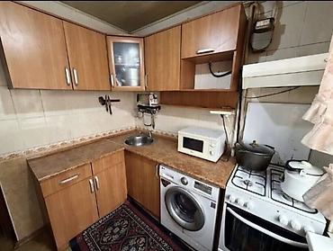 store: 3 комнаты, 58 м², 4 мкр 104 серия, 2 этаж, Косметический ремонт — 3