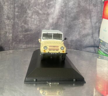 Avtomobil modelləri: 1977 il, 1:43, Dəmir, Ödənişli çatdırılma — 12