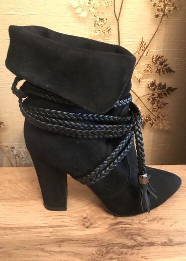 Botinka və botilyonlar: Ölçü: 35, rəng - Qara, İşlənmiş — 2