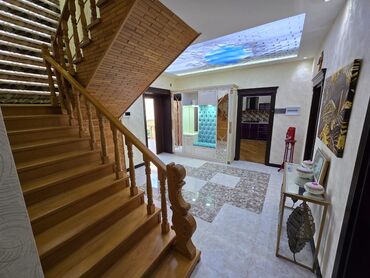 Həyət evləri və villaların satışı: Məmmədli 5 otaqlı, 360 kv. m, Kredit yoxdur, Yeni təmirli — 24