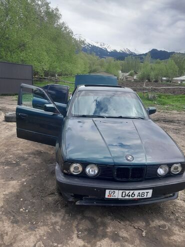 215 65 16 с: BMW 525: 1990 г., 2 л, Механика, Бензин, Седан