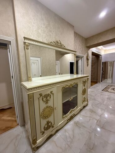 goranboy mebel salonu instagram: Kamod 300azn. Real alıcıya endirim olacaq ela veziyyetde ünvan