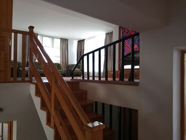 Продажа домов: Дом, 200 м², 7 комнат, Собственник — 22