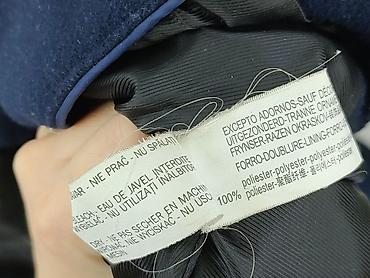 pull and bear bomberka: Bershka, Płaszcz damski, rozmiar XS — 5