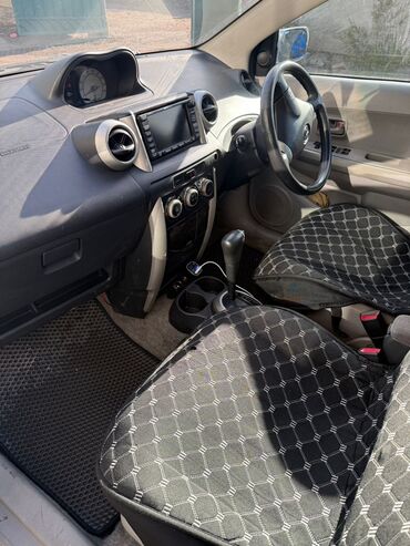 Toyota: Toyota ist: 2002 г., Автомат, Бензин, Хэтчбэк — 7