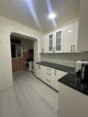 Köhnə tikili: Sumqayıt, 3 otaqlı, Köhnə tikili, 70 kv. m — 3