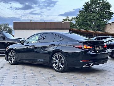 перья: Lexus ES: 2019 г., 3.5 л, Автомат, Бензин, Седан — 2