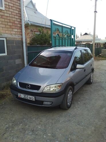 Opel Zafira: 2000 г., 1.8 л, Механика, Бензин, Минивэн