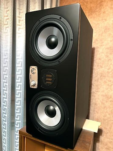 blu ray disk: Məhsul: EVE Audio SC307 aktiv studiya monitorları ( 3 ədəd ) 3 ədəd — 3