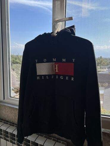 толстовка женские: Худи Tommy Hilfiger 
3 раза надевали