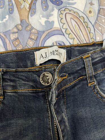 Cinslər və şalvarlar: Джинсы на мальчика 10 лет. Как новые. Одели пару раз — 5