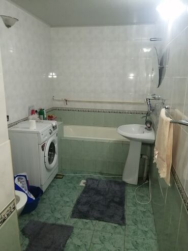 Продажа домов: Дом, 200 м², 7 комнат, Собственник — 25