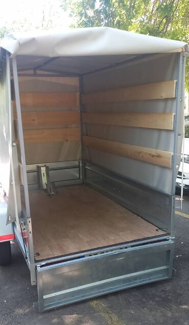 Transport tereta: Najpovoljniji prevoz nameštaja, stvari i tereta prikolicom. Mala — 5