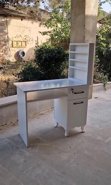 corək polkası: Düz masa, Stulsuz, Polkalı, Siyirməli, MDF — 1