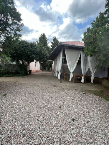 Продажа домов: Дом, 250 м², 11 комнат, Агентство недвижимости, Косметический ремонт — 4