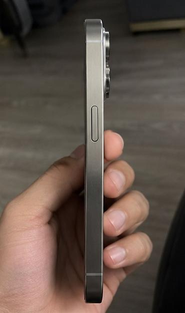 iphone 15 pro gold: IPhone 15 Pro, Natural Titanium, Face ID — 2