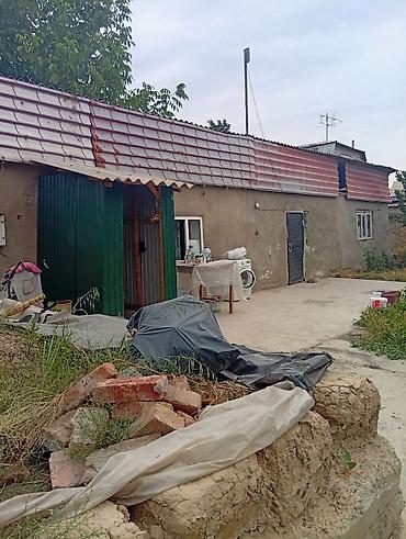 Дома: Одноэтажный дом с придомовой территорией. - Планировка: вход через — 2
