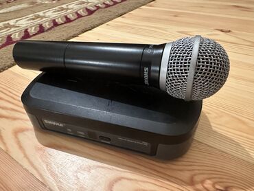 mikrofon za karaoke: Shure pg58 original. Ideal vesiyeytde. Burda iwlenemyib. Xaricde az