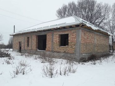 дома киргизия 1: 100 м², 3 комнаты, Требуется ремонт Без мебели