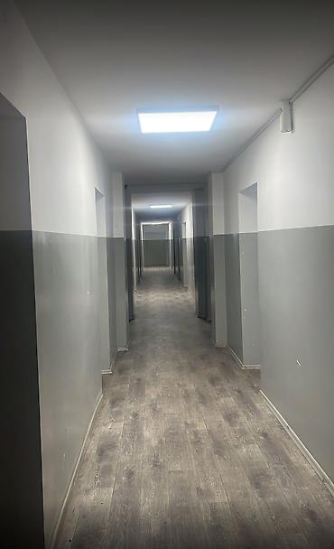 1 кв: Аренда офисов, 21 м², В административном здании, С видом на горы, 1 линия — 2
