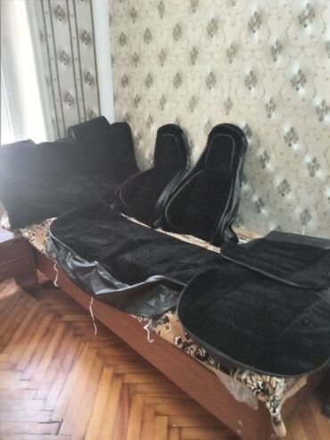 maşın oturacaqlari: Avtomobil üçün ayaqaltı, Yeni, Y, Rusiya, Pulsuz çatdırılma