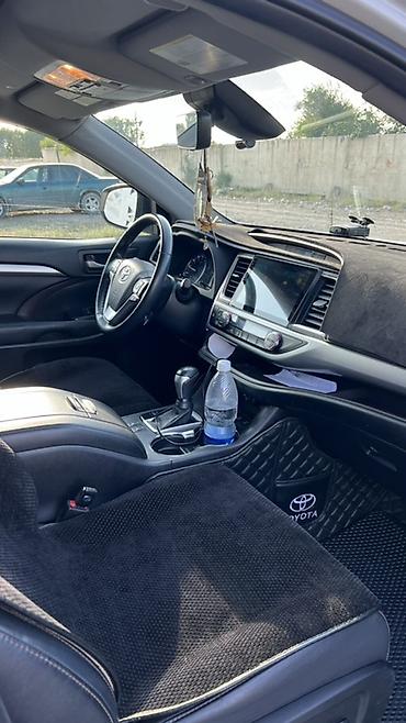 w211 e270: Toyota Highlander: 2019 г., 3.5 л, Автомат, Бензин, Кроссовер — 10