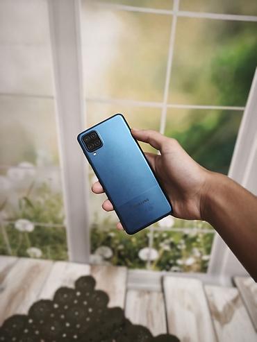Мобильные телефоны и аксессуары: Samsung Galaxy A12, 32 ГБ, цвет - Голубой, Отпечаток пальца — 2